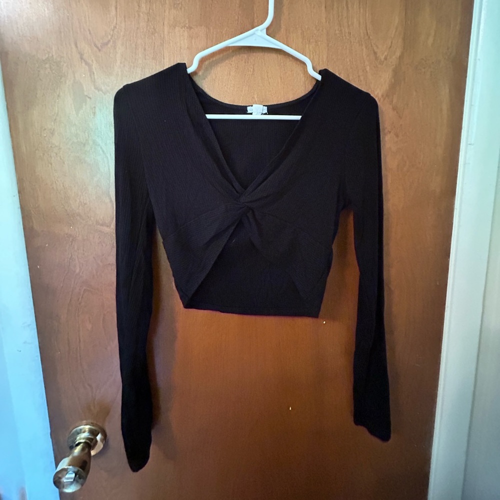 Women’s BLACK Sz Medium Crop Top